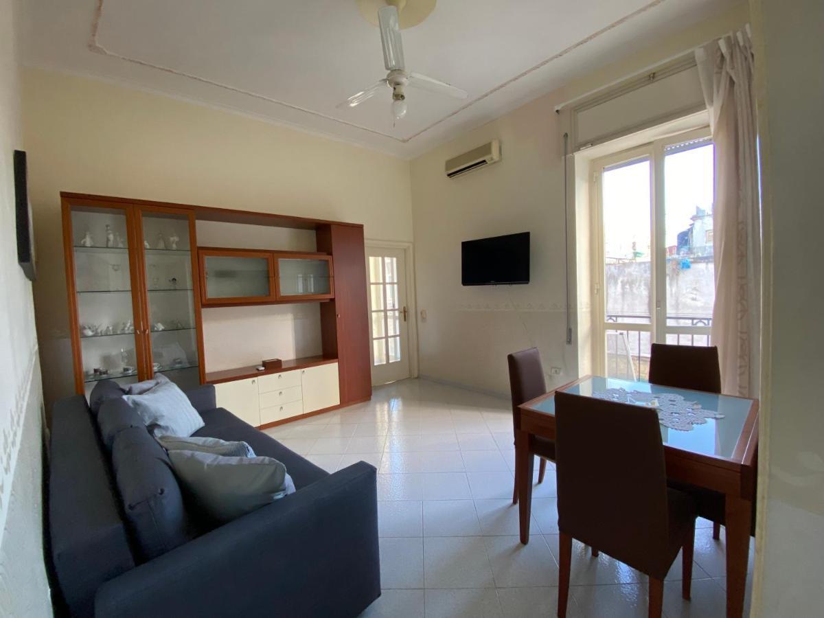 Avolina'S Apartment เนเปิลส์ ภายนอก รูปภาพ
